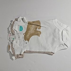 Brand New Carters 3 pack of onesies
